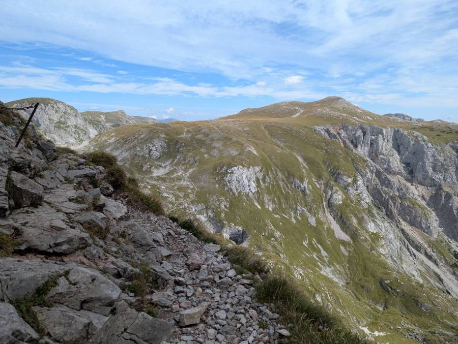 pxl_20250908_112506899.jpg pxl_20250908_112506899.jpg