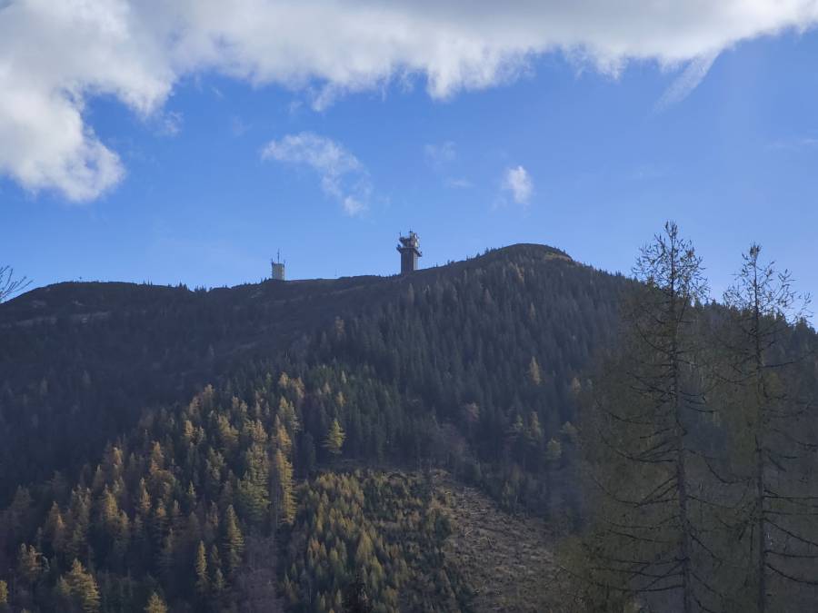 filter: 0; fileterIntensity: 0.0; filterMask: 0; algolist: 0; module: photo; 
hw-remosaic: false; 
touch: (-1.0, -1.0); 
modeInfo: ; 
sceneMode: 8; 
cct_value: 5583; 
AI_Scene: (23, 0); 
aec_lux: 86.05931; 
aec_lux_index: 0; 
hist255: 0.0; 
hist252~255: 0.0; 
hist0~15: 0.0; 
albedo: 18.0; 
confidence: 0.8; 
motionLevel: 0; 
weatherinfo: null; ...